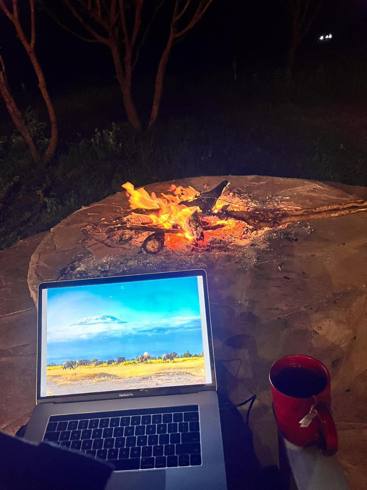 Kilimanjaro View Cabin-Amboseli Oloitokitok Bilik gambar
