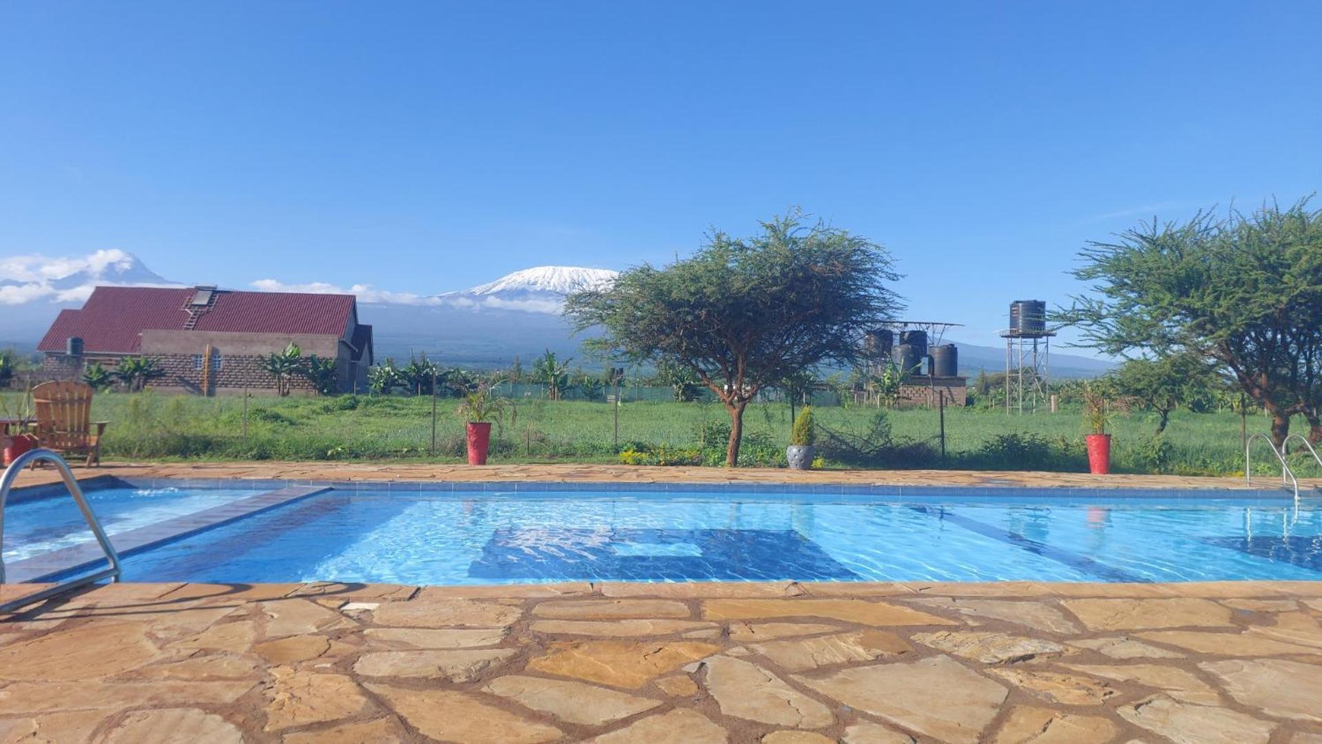 Kilimanjaro View Cabin-Amboseli Oloitokitok Luaran gambar